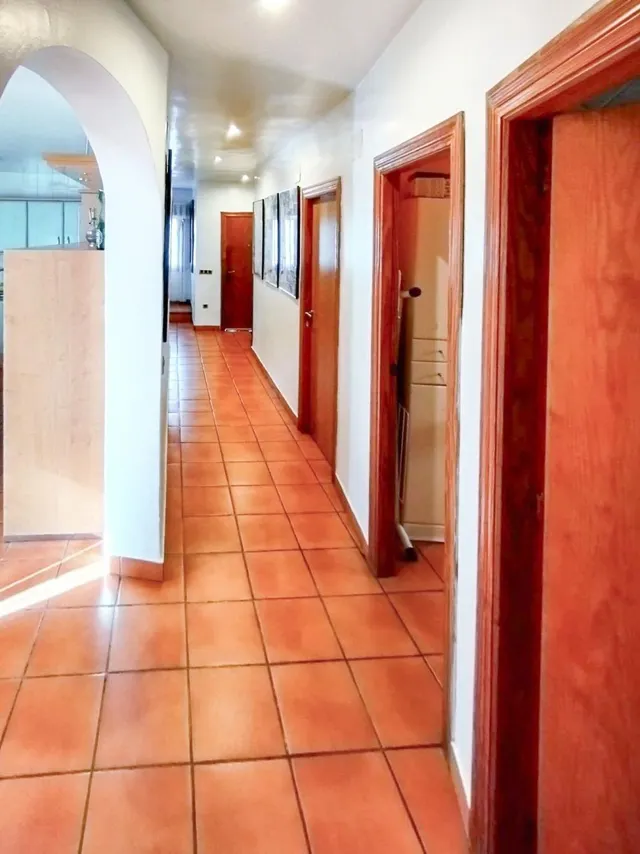 Casa de Pueblo 4 habitaciones 265m² en venta - Pueblo — 28