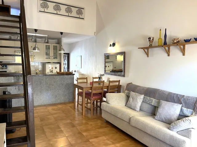 Acogedora Casa Adosada en Empuriabrava – Sector Ebro - foto 2