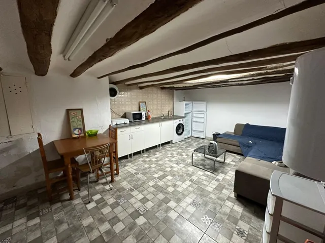 ATENCIÓN INVERSORES, CASA GRANDE CON 3 APARTAMENTOS EN EL PA - foto 2