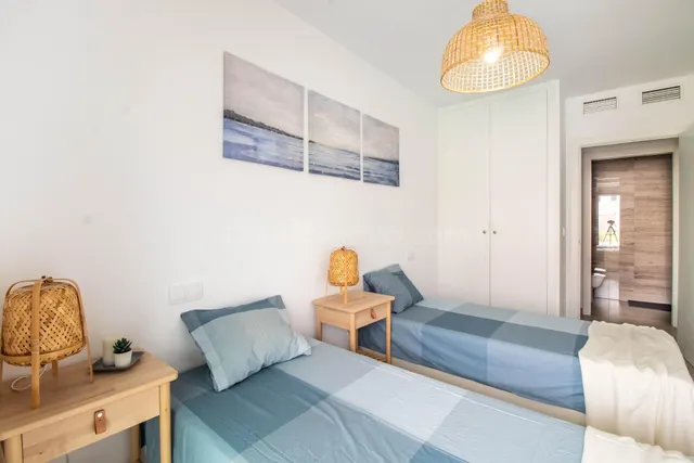 BUNGALOW DE 2 DORMITORIOS Y 2 BAÑOS EN SAN PEDRO DEL PINATAR (LO PAGAN) — 18
