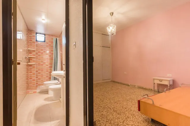 Amplio piso en venta para reformar en el Barrio del Carmen, Murcia — 31