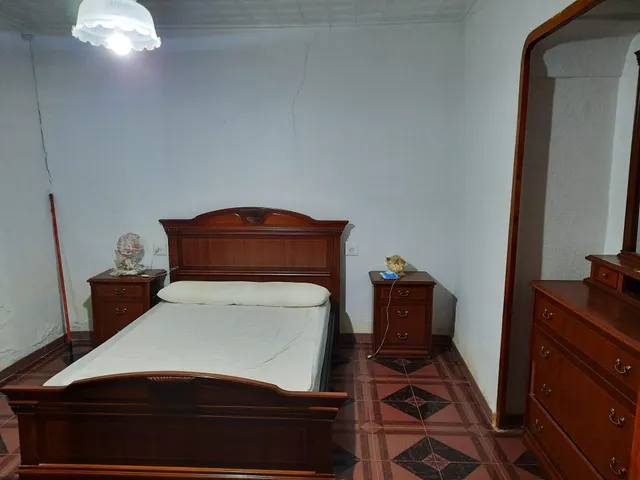 Amplia vivienda familiar en el corazón de Montealegre del Castillo — 6