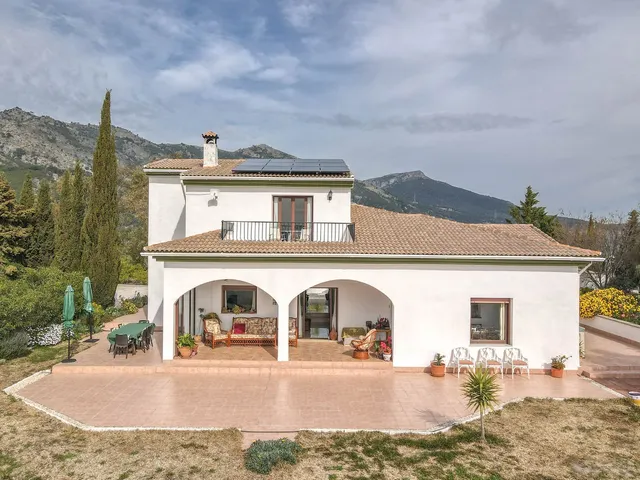 Chalet 3 habitaciones 239m² en venta - South of spain — 44