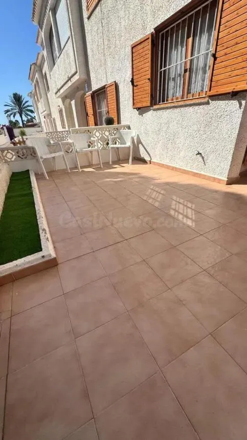 CHALET PLAYA FLAMENCA MUY CERCA DE LA PLAYA (3 HAB Y 2 BAÑOS - foto 2
