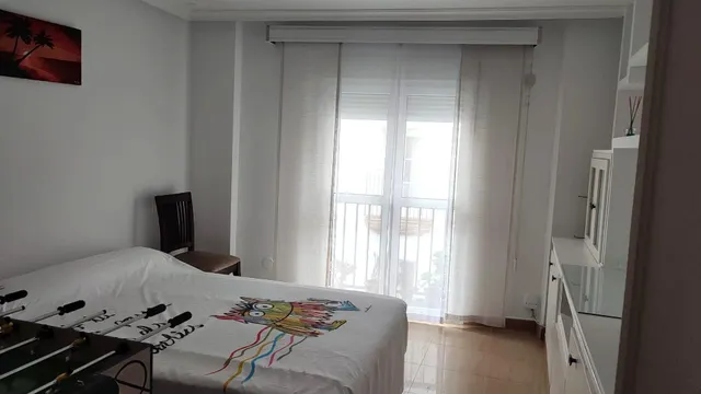 VIVIENDA DE DOS DORMITORIOS CERCA DE LA PLAYA DE LA CALETA! — 7