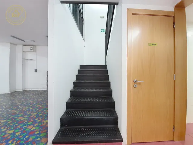 Nave industrial con despachos en venta en calle juan decon vado permanente vigente — 30