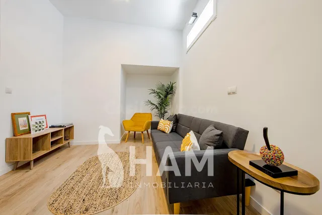 PISO REFORMADO A ESTRENAR DE 2 DORMITORIOS, 1 BAÑO Y 1 ASEO. — 5