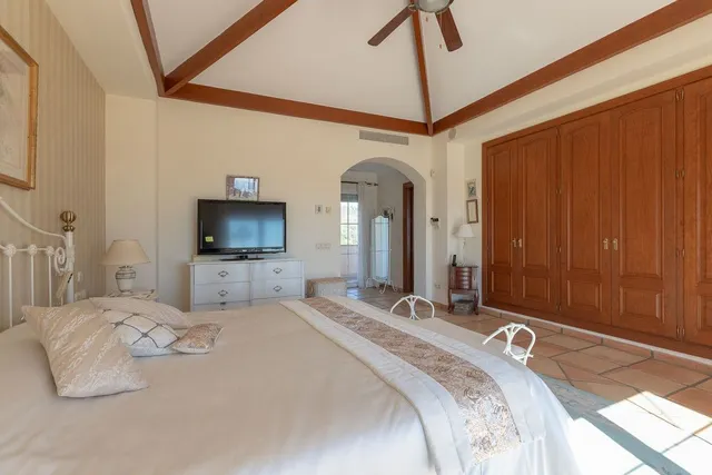 Villa 5 habitaciones 298m² en venta - Elviria — 21