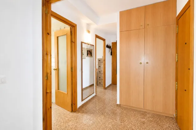 Amplio apartamento con terraza a 400 m de la playa de Santa Ponsa — 17