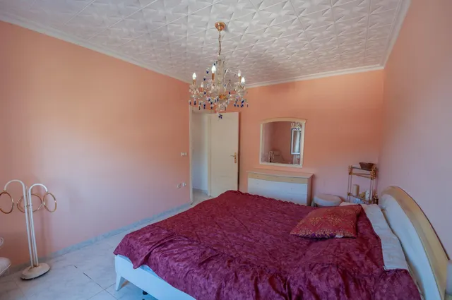 Amplia villa con vistas panorámicas al mar y pista de tenis privada en Calpe — 31