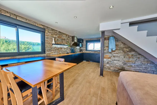 Casa con terreno y piscina en Churriana de la vega — 6