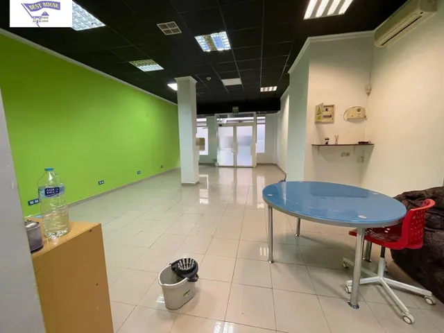 Local Comercial Acondicionado en Industria - Oportunidad Única — 2
