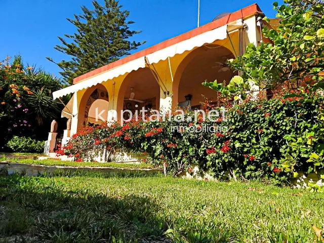 Espectacular chalet a la venta en Cabo Huertas — 3