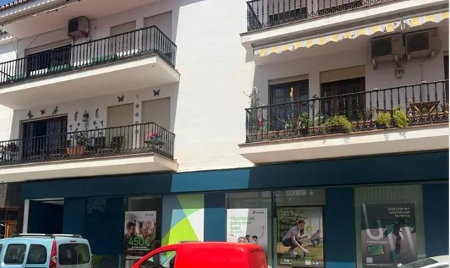 Venta de Local Comercial en Torremolinos, Málaga. - foto 2