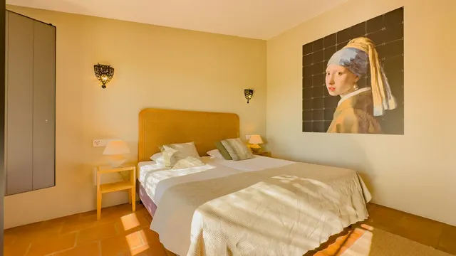 Hotel 13 habitaciones 999m² en venta - South of spain — 39