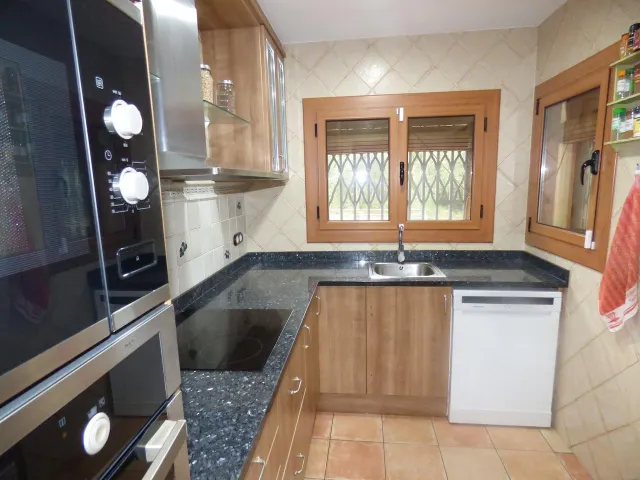 Encantadora Casa a Cuatro Vientos en Tordera - ¡Tu Refugio Ideal! — 18