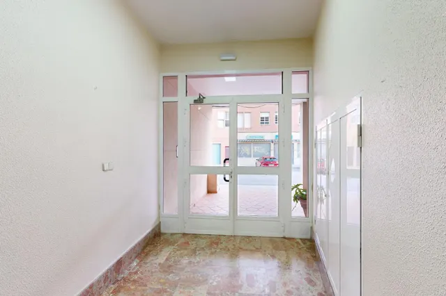 Espacioso piso en Canteras con gran dormitorio principal en suite, patio y plaza de garaje. Cartagena — 50