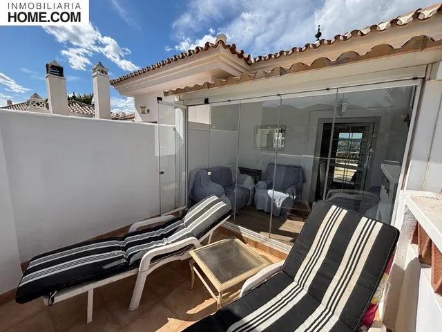 Adosado en Lauro Golf con piscina, pádel, golf, 4 terrazas y orientación sur — 32