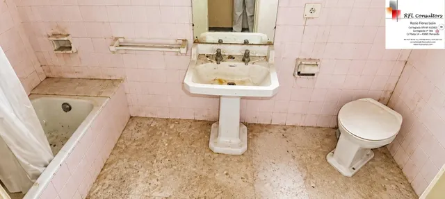 Gran casa para reformar en el centro de la población — 24