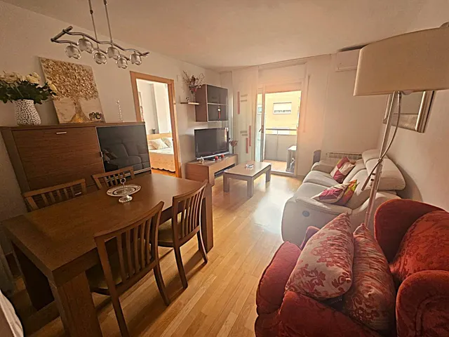 Moderno Apartamento Seminuevo en Balafia, Lleida - foto 2