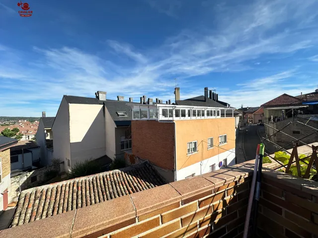 Piso de 50m2 con 2 dormitorios en alquiler en pleno centro urbano de Alpedrete — 21