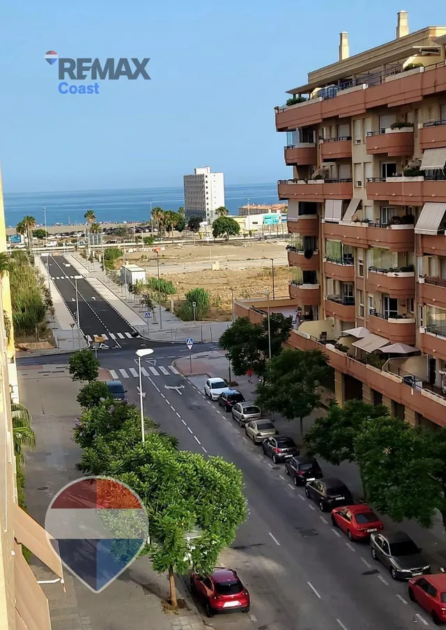 EXCEPCIONAL PISO EN PARQUE LITORAL. — 45