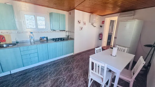 Encantadora Vivienda con Terraza y Vistas Espectaculares — 15