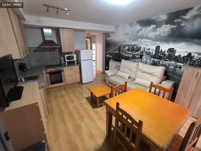 Acogedor apartamento céntrico, amueblado y con ascensor — 2