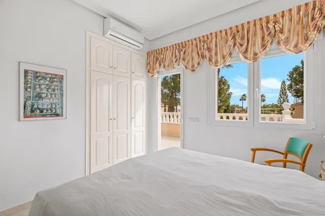 Villa 4 habitaciones 292m² en venta - Doña Pepa — 24