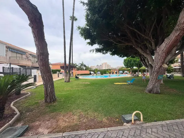 Chalet Reformado con Jardín Privado en San Juan Playa - Alicante — 17