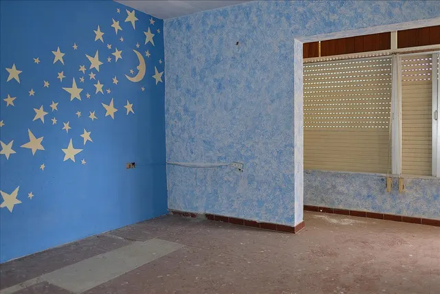 ¡GRAN CASA ADOSADA DE 351 M2 CON ENORME POTENCIAL EN ALGECIRAS! — 7
