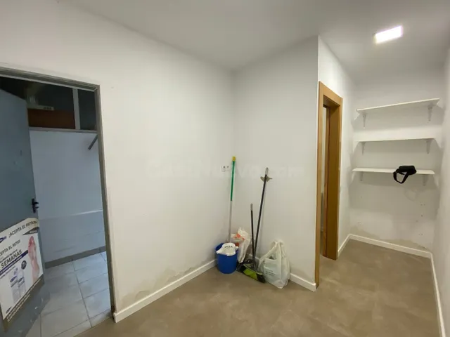 Local comercial 75m² en alquiler - La Gavarra - foto 3
