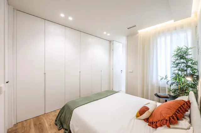 Exclusiva vivienda de lujo en planta alta con orientación sur junto al retiro — 27