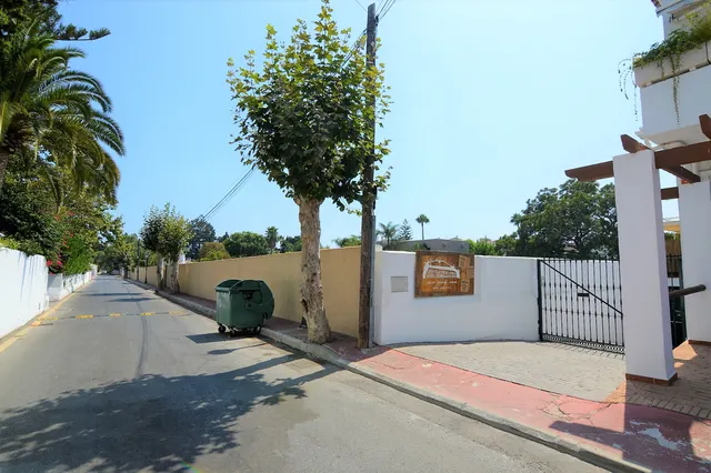 Garaje 2047m² en venta - Marbella — 7