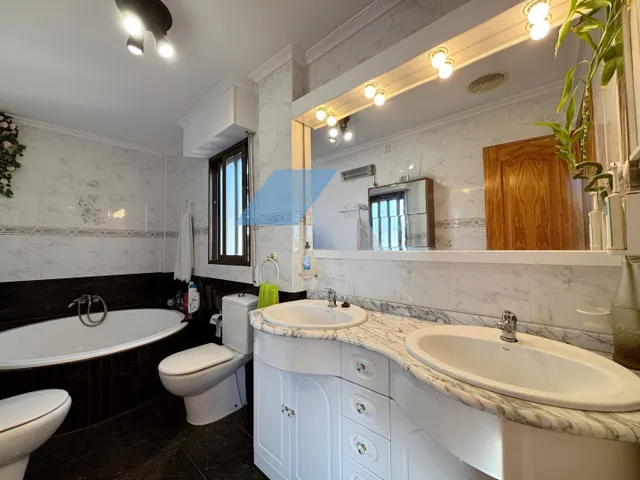 Magnífico Chalet en Parcela Urbana en Haygón — 29