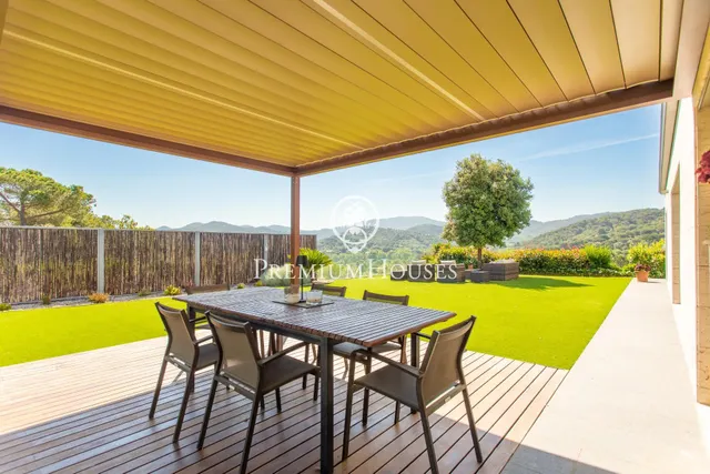 Casa en venta de una sola planta!!! Tranquilidad y diseño con vistas espectaculares al Golf — 49