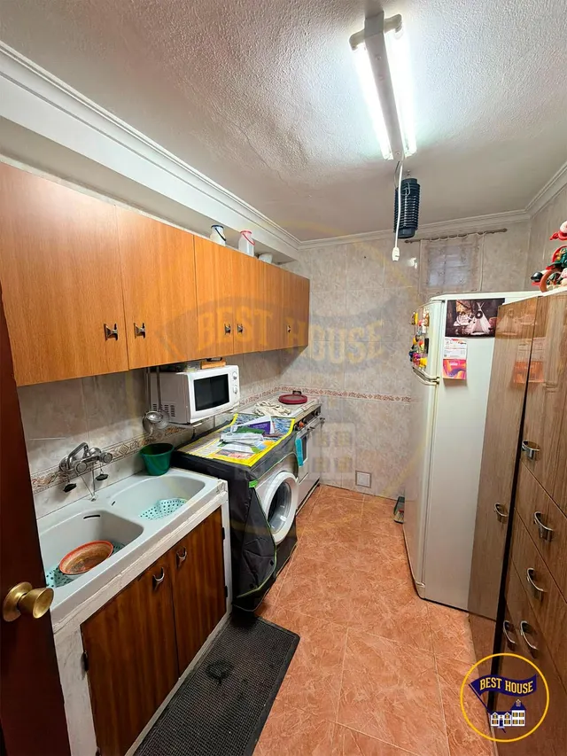 CASA INDEPENDIENTE EN VENTA EN ENGUIDANOS — 10