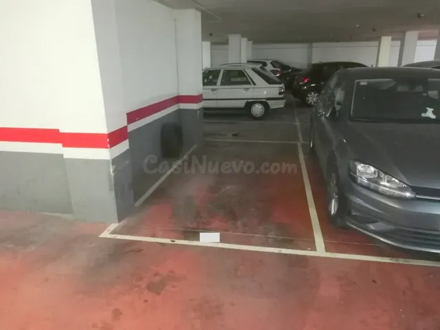 PARKING JUNTO RBLA.JUST OLIVERAS — 2