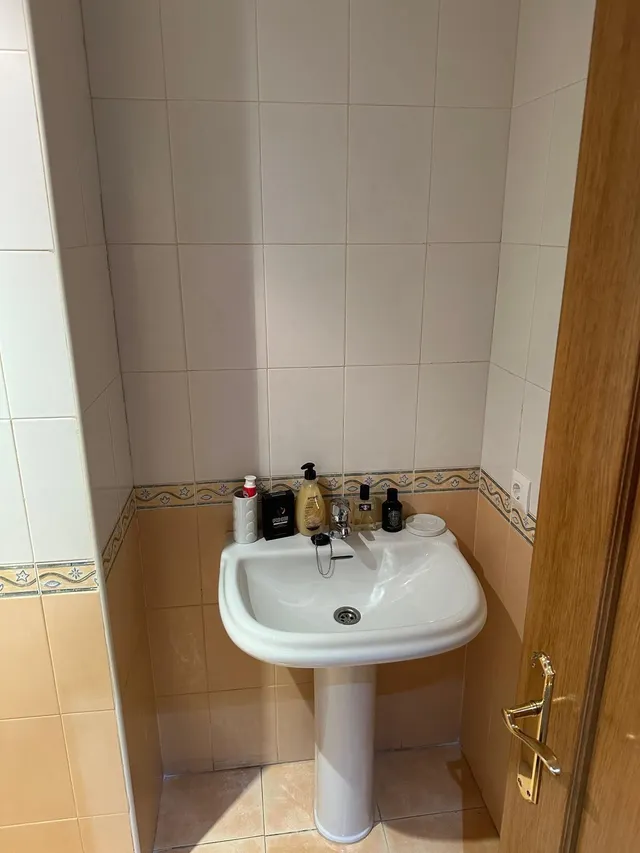 Piso en San Fernando de tres dormitorios, dos cuartos de baño y patio para entrar a vivir — 10