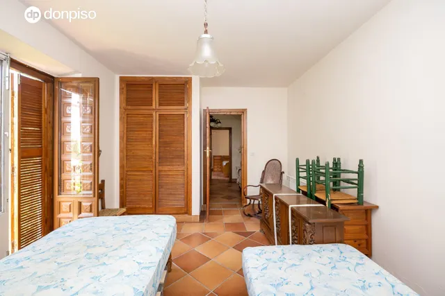 EXCLUSIVA FINCA CON 30.000 m2 DE SUELO URBANIZABLE EN OGÍJARES (GRANADA) – VIVIENDA, PISCINA Y GRAN POTENCIAL DE INVERSIÓN — 38