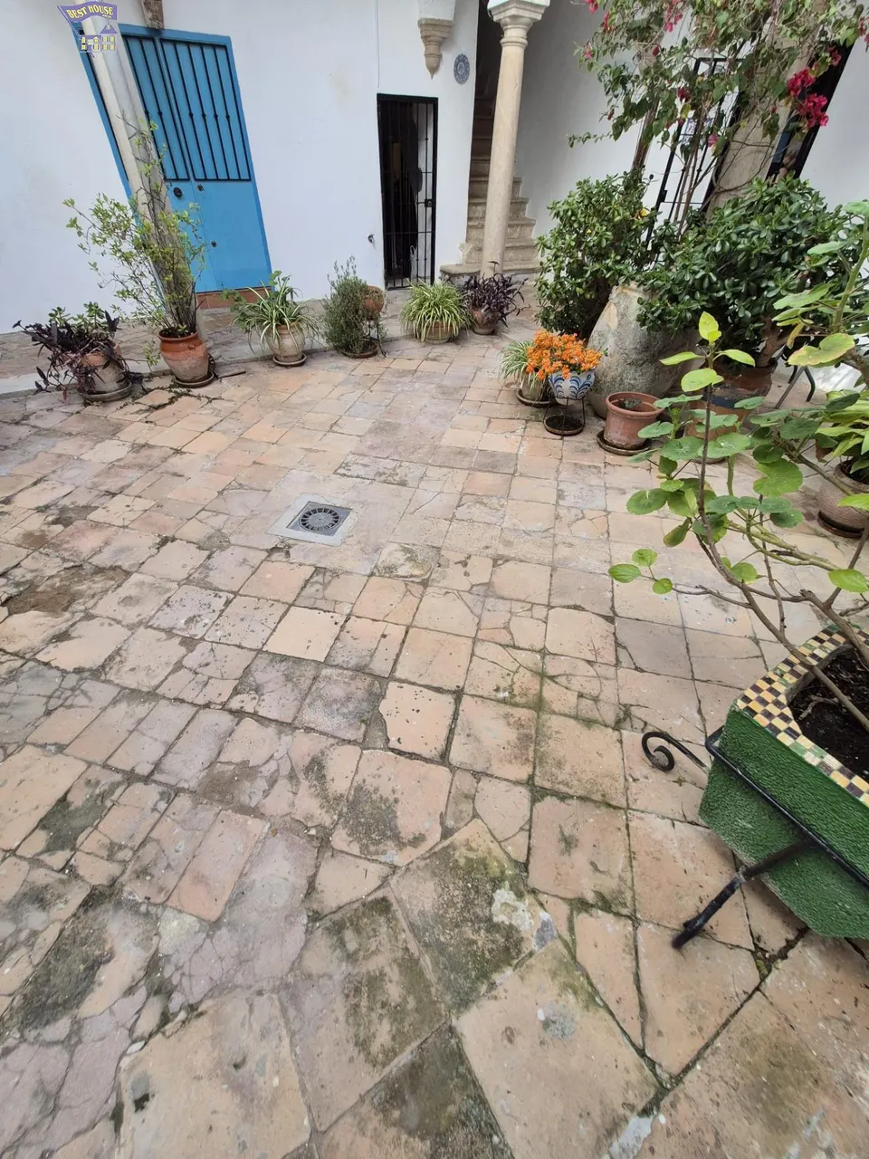 SE VENDE DOS APARTAMENTOS INDEPENDIENTES EN EL CASCO ANTIGUO