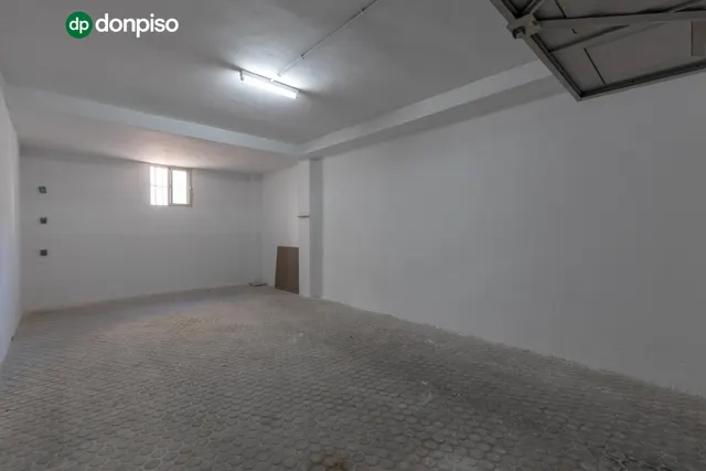 ¡exclusivo apartamento en primera linea de playa con reforma integral de alta gama! — 38