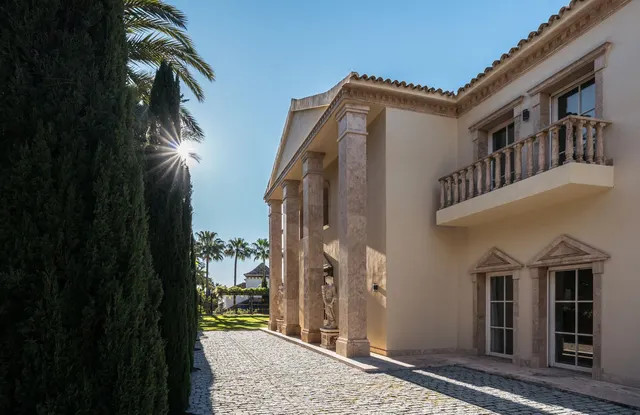 Chalet 7 habitaciones 2000m² en venta - Marbella — 6