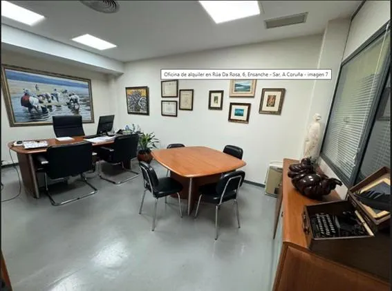 SE VENDE O ALQUILA OFICINA EN PLENO ENSANCHE DE 9 DESPACHOS Y 6 estaciones DE TRABAJO — 6
