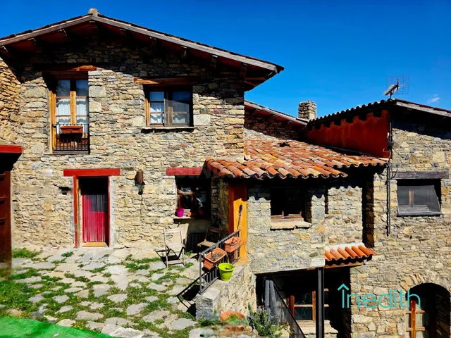 OPORTUNIDAD rentable. Preciosa casa de montaña con vistas es - foto 2