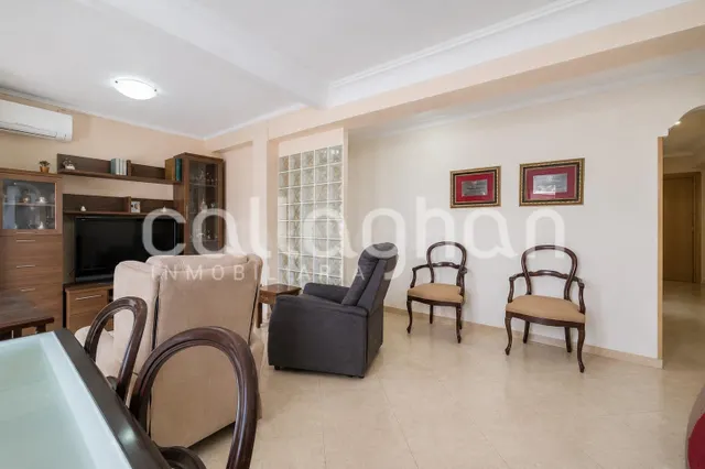Acogedor piso junto al mar en El Cabanyal - foto 4
