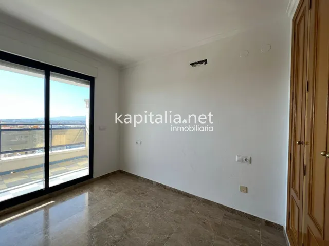Apartamento a la venta en la playa de Gandia — 17