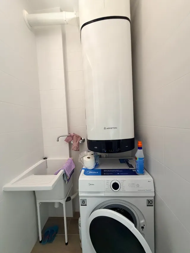 ¡Abre la puerta a tu nuevo hogar! Amplia terraza, garaje y totalmente amueblado — 44