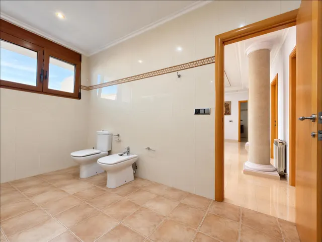 ESPECTACULAR CASA A LA VENTA EN ALBALAT DELS SORELLS — 28