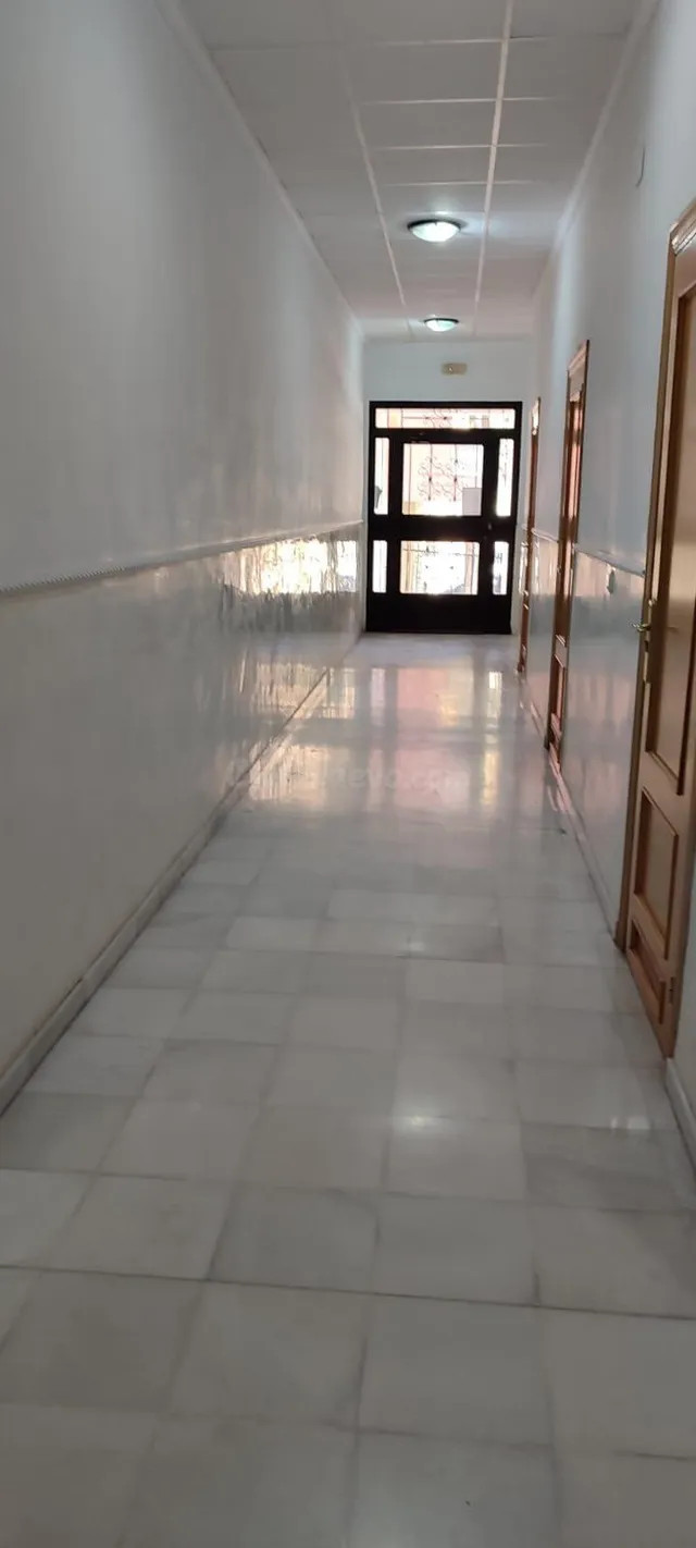 OPORTUNIDAD. PISO EN MACAEL ( ALMERÍA ) CON ASCENSOR Y PLAZA - foto 4